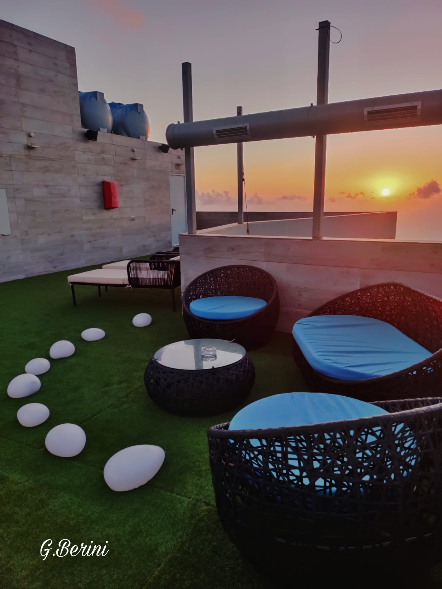 HOTEL LUA