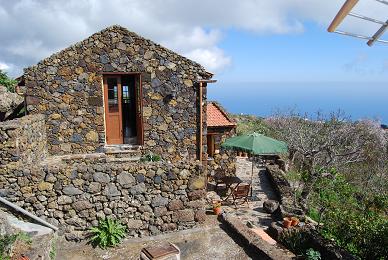 CASAS ABUELA ESTEBANA Y DOÑA LOLA